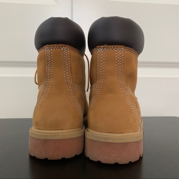 womens timberlands - Picture 4 of 6